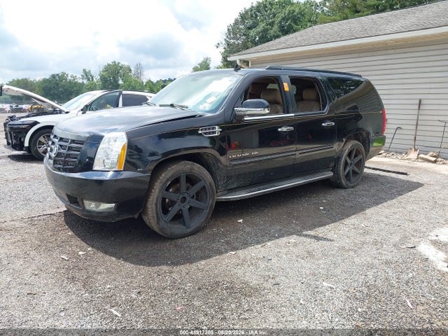 Продаж на аукціоні авто 2011 Cadillac Escalade Esv Luxury, vin: 1GYS4HEF2BR396384, номер лоту: 45917209