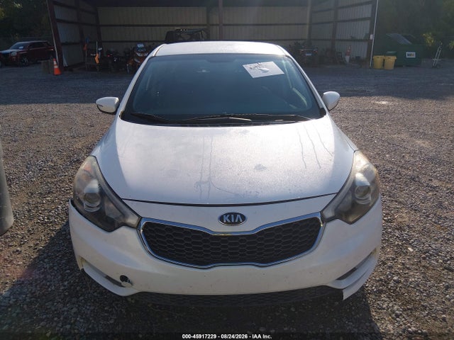 KNAFX4A8XG5552925 KIA FORTE EX