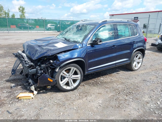 2015 Volkswagen Tiguan R-line მანქანა იყიდება აუქციონზე, vin: WVGBV7AX0FW088807, აუქციონის ნომერი: 45917296