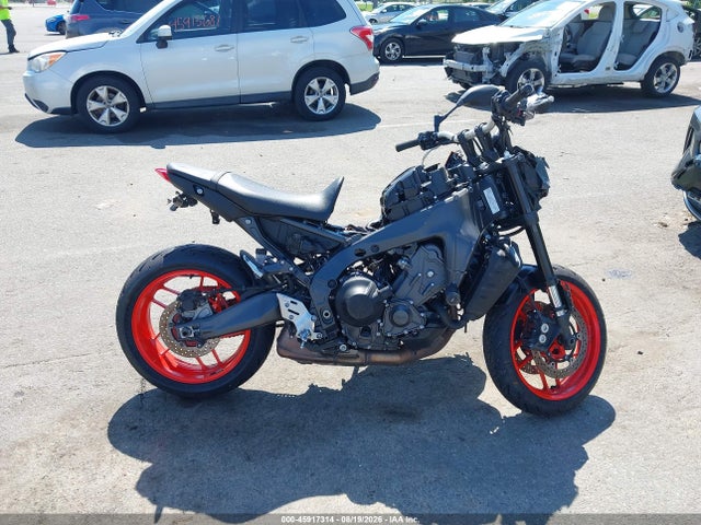 45917314 :رقم المزاد ، JYARN71E1MA001102 vin ، 2021 Yamaha Mt09 مزاد بيع