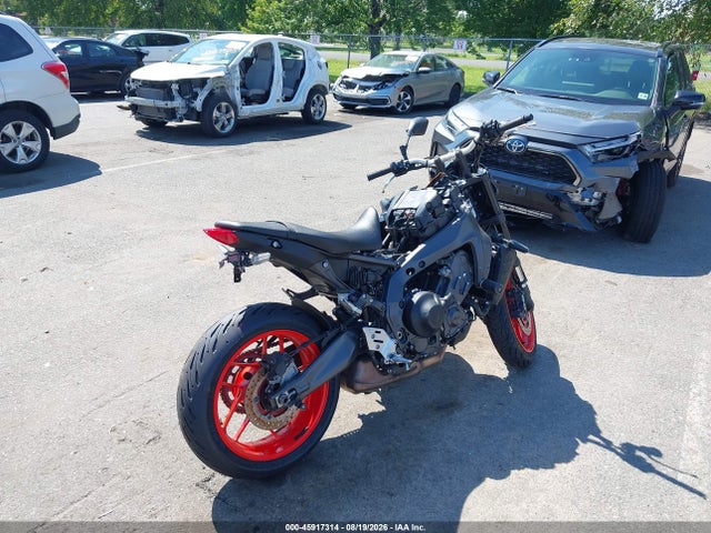 45917314 :رقم المزاد ، JYARN71E1MA001102 vin ، 2021 Yamaha Mt09 مزاد بيع