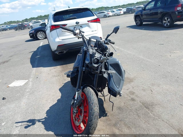 45917314 :رقم المزاد ، JYARN71E1MA001102 vin ، 2021 Yamaha Mt09 مزاد بيع
