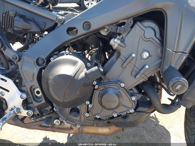 45917314 :رقم المزاد ، JYARN71E1MA001102 vin ، 2021 Yamaha Mt09 مزاد بيع