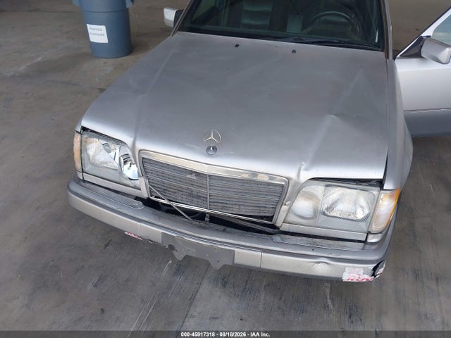 Aukcja sprzedaży 1995 Mercedes-benz E 320 Base/320 Special, vin: WDBEA32E1SC261084, numer aukcji: 45917318