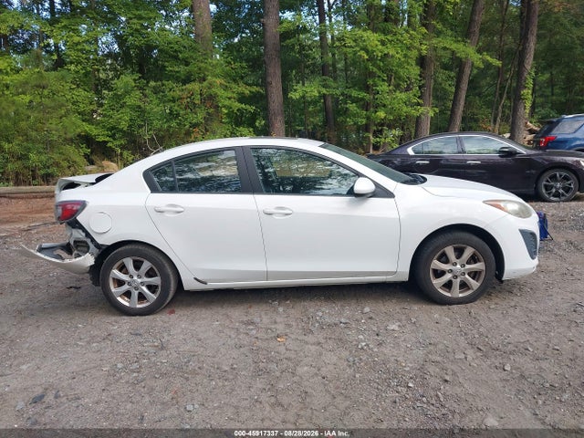 45917337 :رقم المزاد ، JM1BL1VG6B1414862 vin ، 2011 Mazda Mazda3 I Touring مزاد بيع