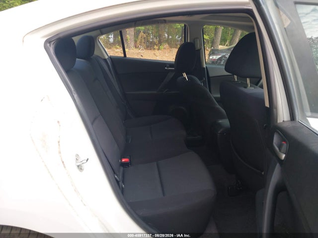 45917337 :رقم المزاد ، JM1BL1VG6B1414862 vin ، 2011 Mazda Mazda3 I Touring مزاد بيع