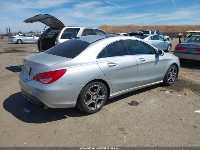Mercedes-Benz CLA 250 2014 WDDSJ4EB5EN042414 Image 4