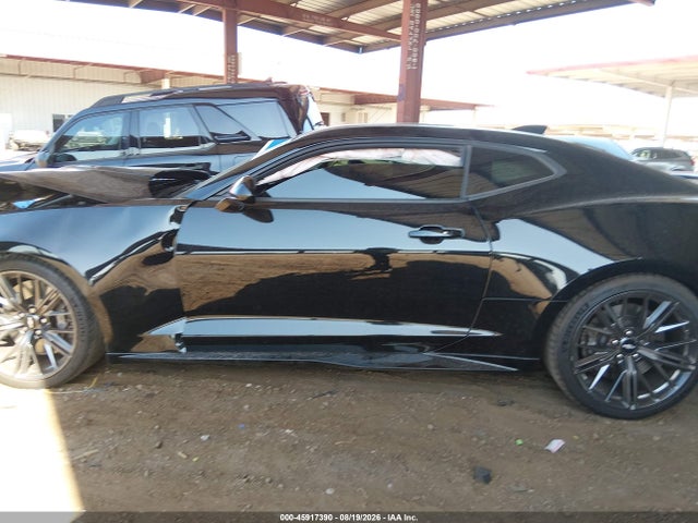 Продажа на аукционе авто 2018 Chevrolet Camaro Zl1, vin: 1G1FK1R66J0126438, номер лота: 45917390