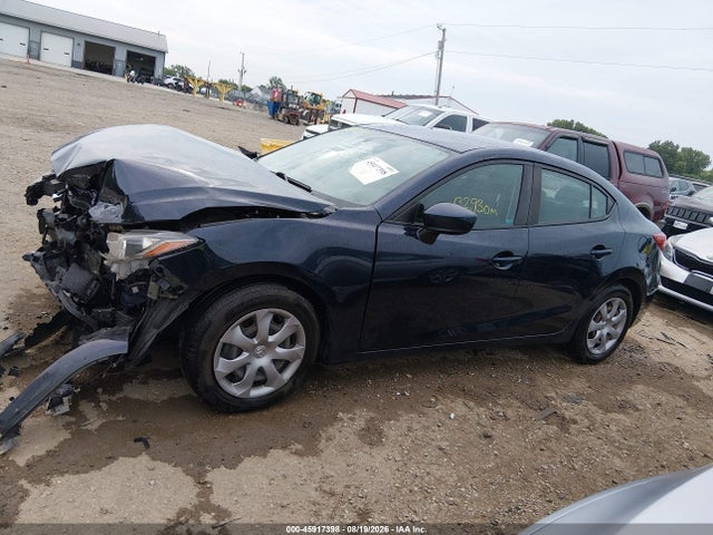 45917398 :رقم المزاد ، 3MZBM1U72FM149197 vin ، 2015 Mazda Mazda3 I Sport مزاد بيع