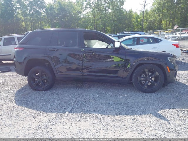 Продажа на аукционе авто 2023 Jeep Grand Cherokee Altitude 4x4, vin: 1C4RJHAG5P8850930, номер лота: 45917414