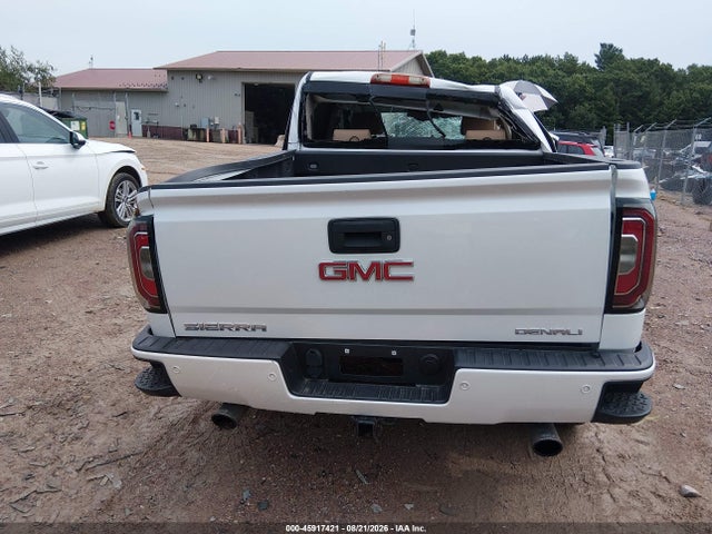 45917421 :رقم المزاد ، 3GTU2PEJ5JG138801 vin ، 2018 Gmc Sierra 1500 Denali مزاد بيع