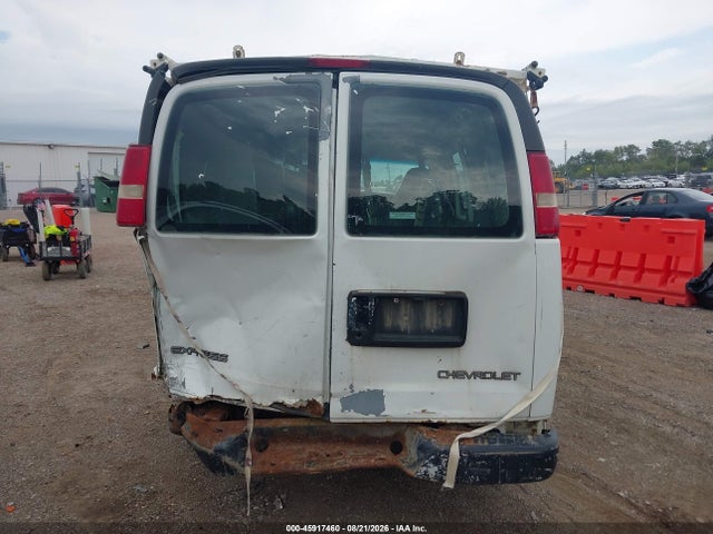 45917460 :رقم المزاد ، 1GCHG35U141188040 vin ، 2004 Chevrolet Express مزاد بيع