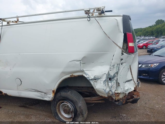 45917460 :رقم المزاد ، 1GCHG35U141188040 vin ، 2004 Chevrolet Express مزاد بيع