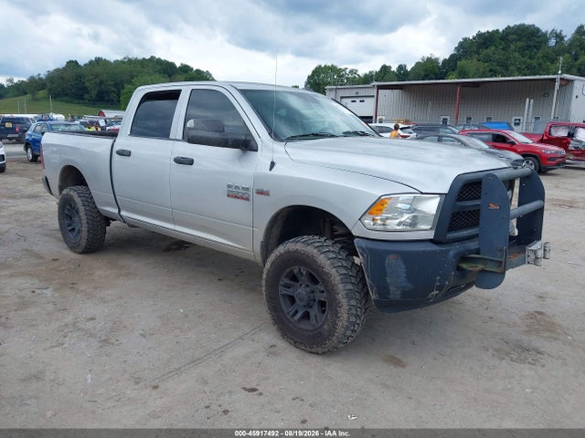 45917492 :رقم المزاد ، 3C6TR5CT5EG240046 vin ، 2014 Ram 2500 Tradesman مزاد بيع