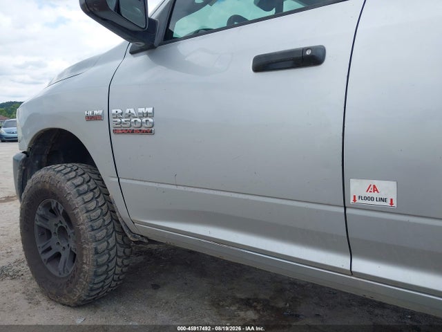 45917492 :رقم المزاد ، 3C6TR5CT5EG240046 vin ، 2014 Ram 2500 Tradesman مزاد بيع