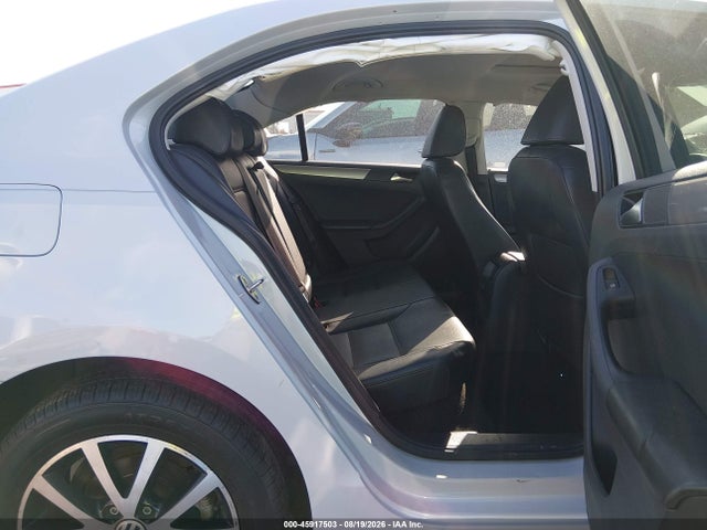 45917503 :رقم المزاد ، 3VWDB7AJ4HM412150 vin ، 2017 Volkswagen Jetta 1.4t Se مزاد بيع