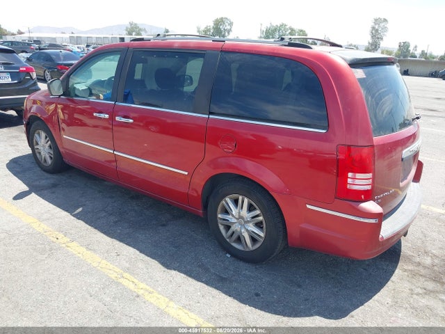 2010 Chrysler Town & Country Limited მანქანა იყიდება აუქციონზე, vin: 2A4RR6DX4AR137225, აუქციონის ნომერი: 45917532