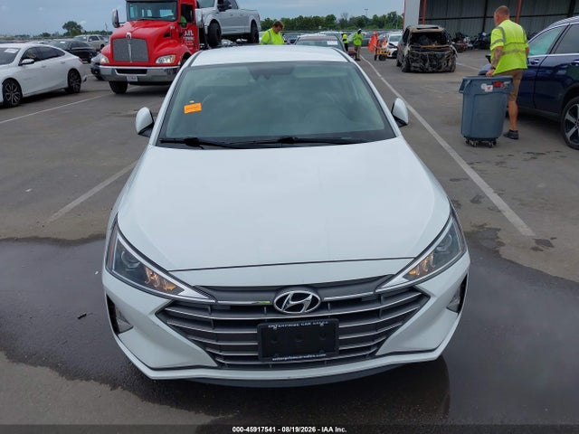 Продажа на аукционе авто 2020 Hyundai Elantra Se, vin: 5NPD74LF2LH609182, номер лота: 45917541