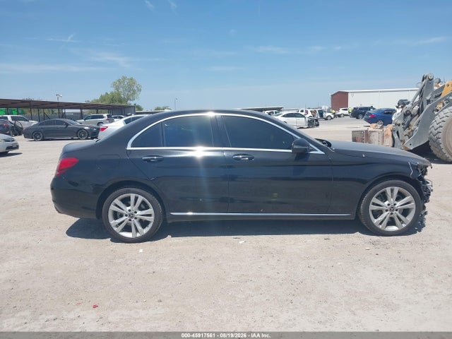 45917561 :رقم المزاد ، 55SWF4KB4JU268968 vin ، 2018 Mercedes-benz C 300 4matic مزاد بيع
