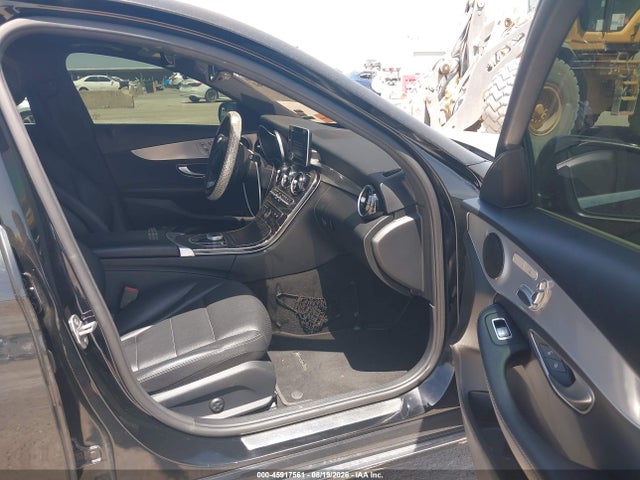 45917561 :رقم المزاد ، 55SWF4KB4JU268968 vin ، 2018 Mercedes-benz C 300 4matic مزاد بيع