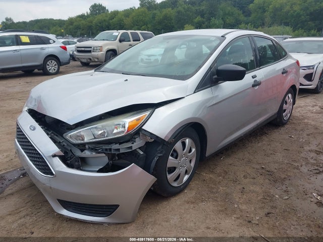2016 Ford Focus S მანქანა იყიდება აუქციონზე, vin: 1FADP3E2XGL266651, აუქციონის ნომერი: 45917600