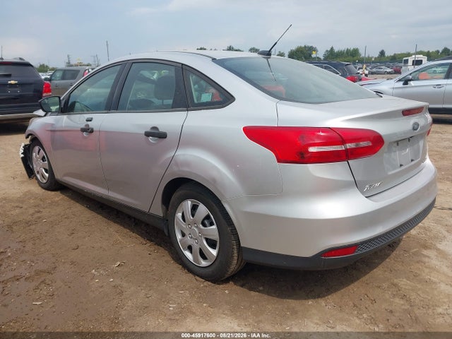 2016 Ford Focus S მანქანა იყიდება აუქციონზე, vin: 1FADP3E2XGL266651, აუქციონის ნომერი: 45917600