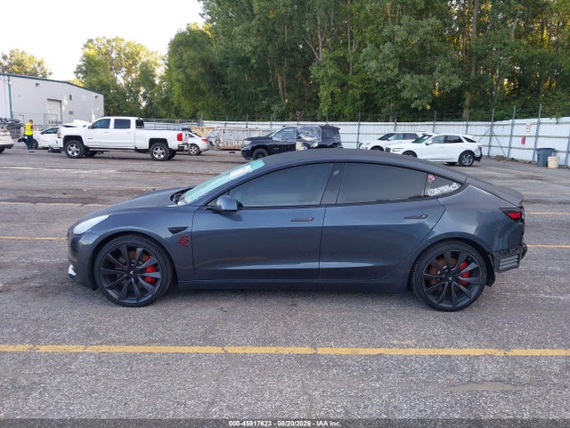 2020 Tesla Model 3 Performance Dual Motor All-wheel Drive მანქანა იყიდება აუქციონზე, vin: 5YJ3E1ECXLF603390, აუქციონის ნომერი: 45917623