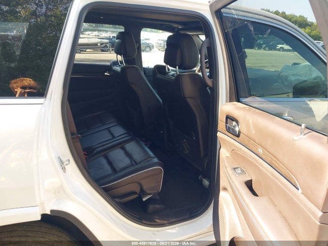 45917628 :رقم المزاد ، 1C4RJFCT4KC844170 vin ، 2019 Jeep Grand Cherokee Overland مزاد بيع