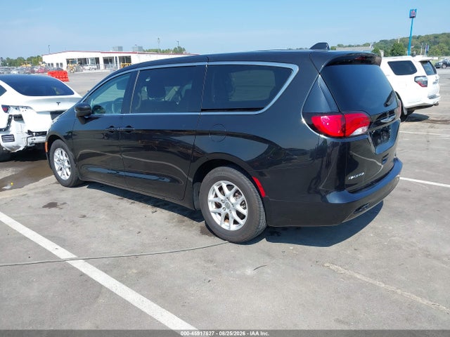 Продаж на аукціоні авто 2017 Chrysler Pacifica Touring, vin: 2C4RC1DG8HR522565, номер лоту: 45917627