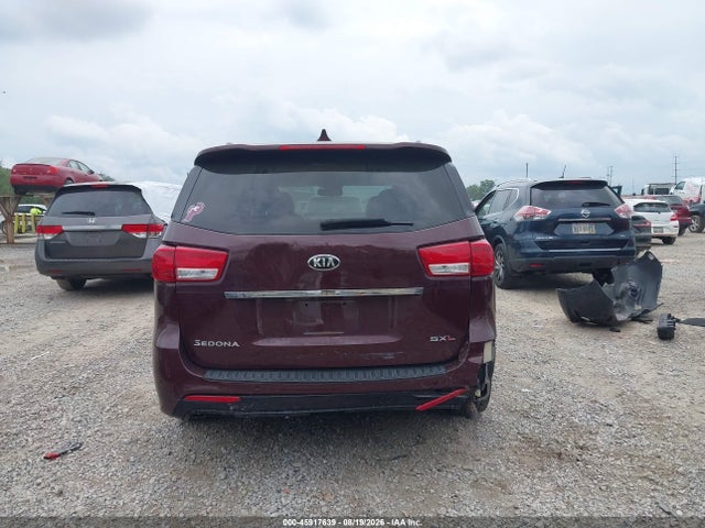 45917639 :رقم المزاد ، KNDME5C10H6271962 vin ، 2017 Kia Sedona Sx Luxury مزاد بيع
