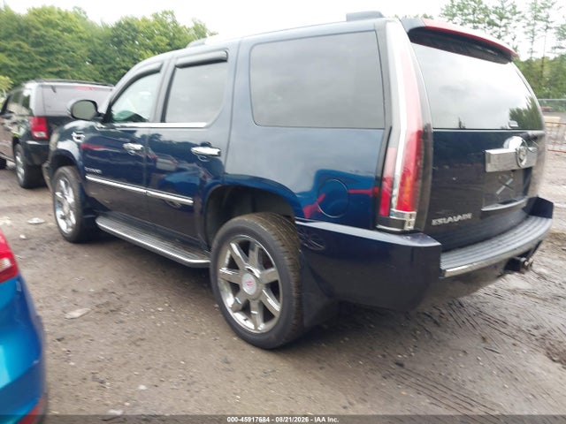 2007 Cadillac Escalade მანქანა იყიდება აუქციონზე, vin: 1GYFK63847R308295, აუქციონის ნომერი: 45917684
