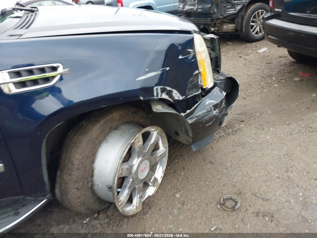 2007 Cadillac Escalade მანქანა იყიდება აუქციონზე, vin: 1GYFK63847R308295, აუქციონის ნომერი: 45917684
