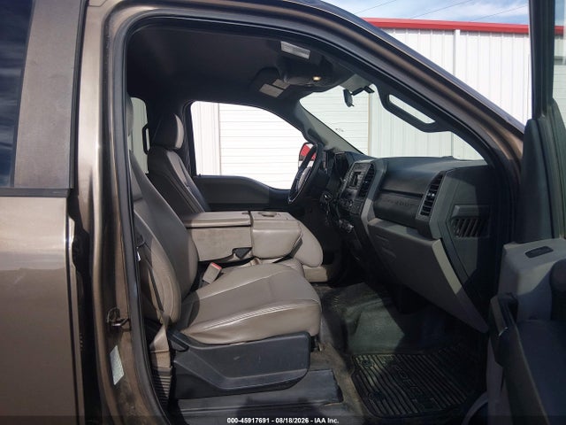 2017 Ford F-450 Xl მანქანა იყიდება აუქციონზე, vin: 1FT8W4DT4HED28453, აუქციონის ნომერი: 45917691