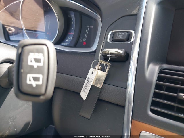 45917721 :رقم المزاد ، YV449MRU1H2211547 vin ، 2017 Volvo Xc60 T6 Inscription مزاد بيع