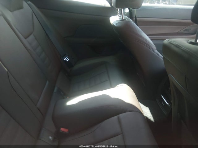 45917771 :رقم المزاد ، WBA13AR01MCF67021 vin ، 2021 Bmw M440i Xdrive مزاد بيع