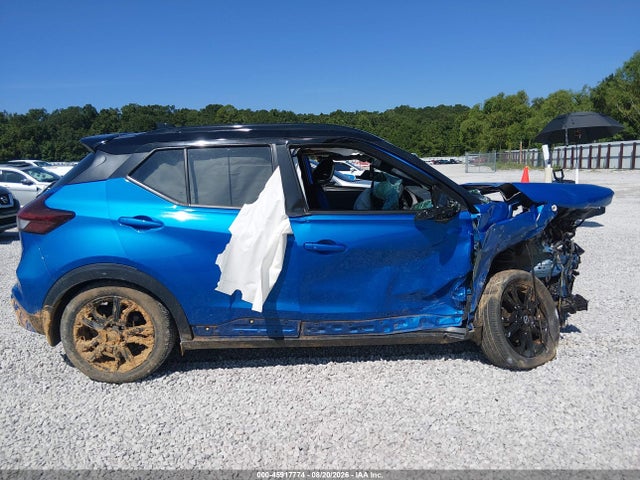Продаж на аукціоні авто 2022 Nissan Kicks Sr Xtronic Cvt, vin: 3N1CP5DV0NL527884, номер лоту: 45917774