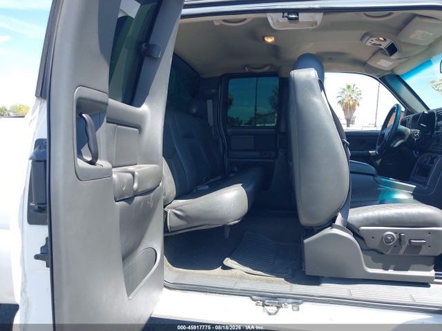 Продаж на аукціоні авто 2003 Chevrolet Silverado 2500hd Lt, vin: 1GCHK29U23E245033, номер лоту: 45917775