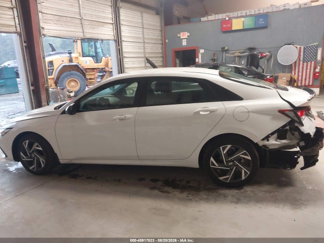 2025 Hyundai Elantra Sel Sport მანქანა იყიდება აუქციონზე, vin: KMHLM4DG8SU875043, აუქციონის ნომერი: 45917823