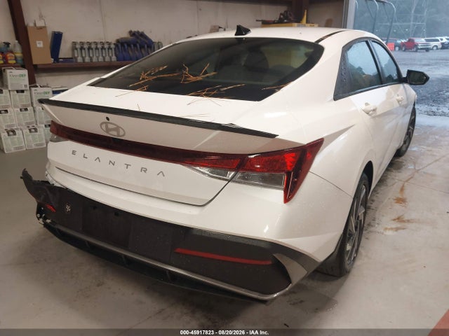 2025 Hyundai Elantra Sel Sport მანქანა იყიდება აუქციონზე, vin: KMHLM4DG8SU875043, აუქციონის ნომერი: 45917823