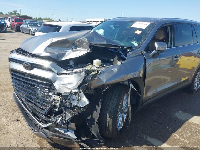 Продажа на аукционе авто 2025 Toyota Grand Highlander Platinum, vin: 5TDAAAB55SS085210, номер лота: 45917904