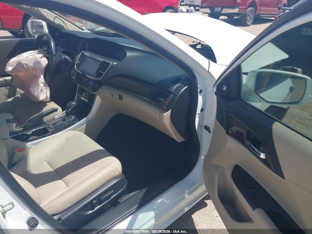 45917985 :رقم المزاد ، 1HGCR3F89GA030878 vin ، 2016 Honda Accord Ex-l V-6 مزاد بيع