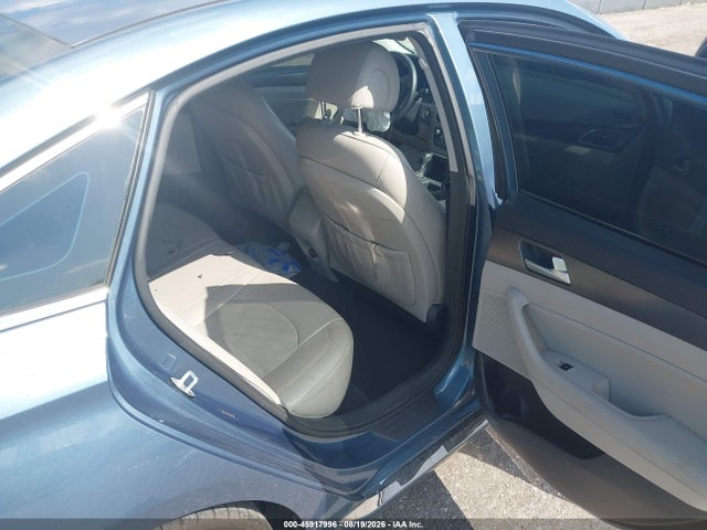 2015 Hyundai Sonata Sport მანქანა იყიდება აუქციონზე, vin: 5NPE34AF2FH241190, აუქციონის ნომერი: 45917996