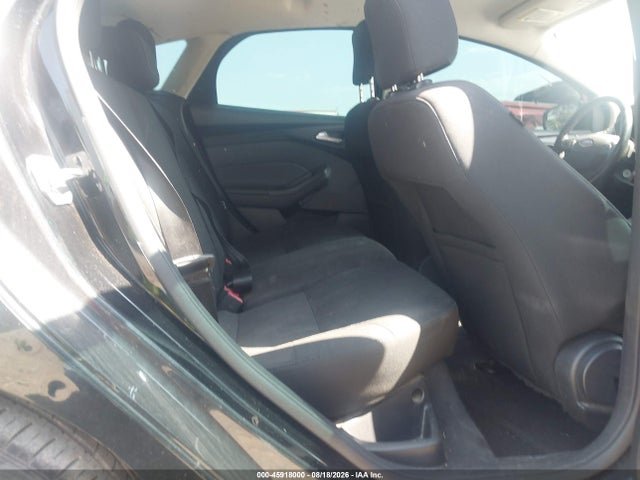 Продажа на аукционе авто 2015 Ford Focus Se, vin: 1FADP3K23FL230870, номер лота: 45918000
