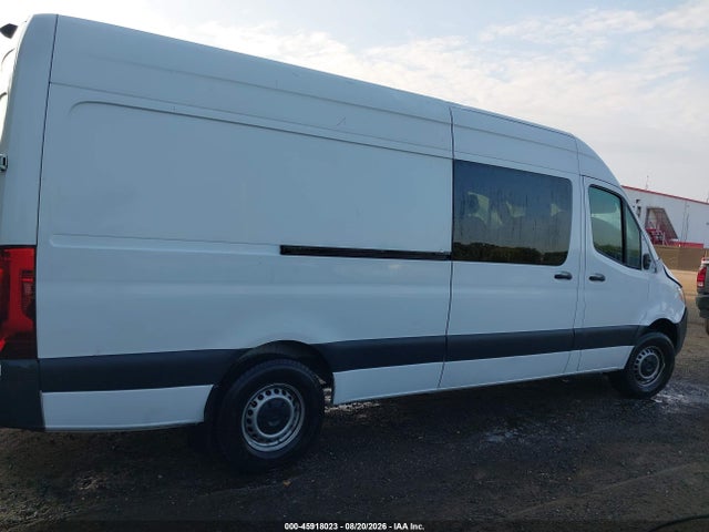 Продажа на аукционе авто 2023 Mercedes-benz Sprinter 2500 High Roof 4-cyl Diesel Ho, vin: W1W4NCHY0PT132560, номер лота: 45918023