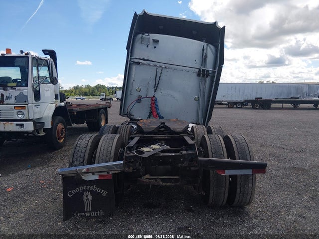 45918059 :رقم المزاد ، 1XKAD49X4CJ305648 vin ، 2012 Kenworth Construction T660 مزاد بيع