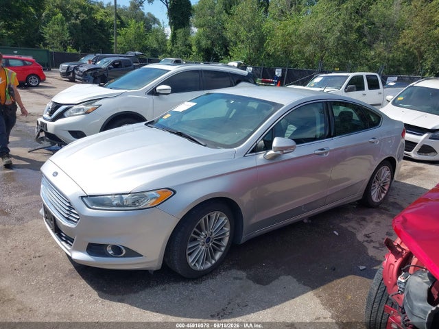 45918078 :رقم المزاد ، 3FA6P0H93FR138350 vin ، 2015 Ford Fusion Se مزاد بيع