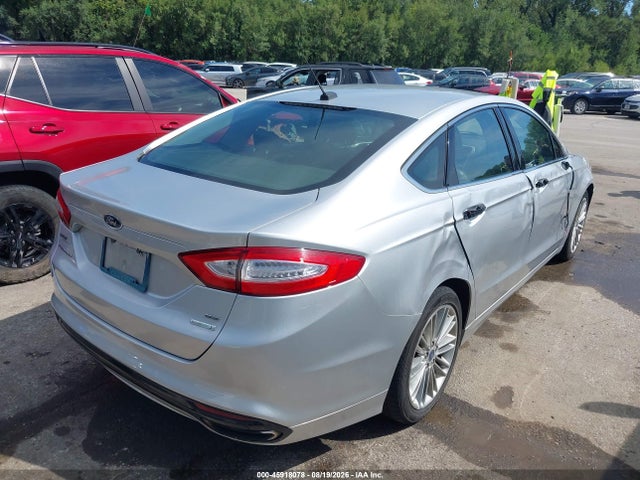 45918078 :رقم المزاد ، 3FA6P0H93FR138350 vin ، 2015 Ford Fusion Se مزاد بيع