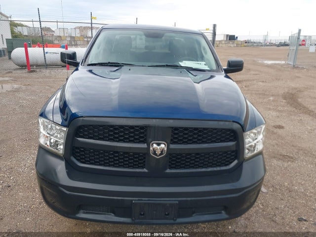 Продаж на аукціоні авто 2019 Ram 1500 Classic Tradesman  4x2 6'4 Box, vin: 1C6RR6FG2KS678140, номер лоту: 45918088
