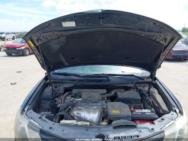 4T1BF1FK1EU446353 Toyota CAMRY SE