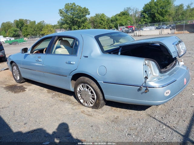 45918106 :رقم المزاد ، 2LNHM82VX8X642359 vin ، 2008 Lincoln Town Car Signature Limited مزاد بيع